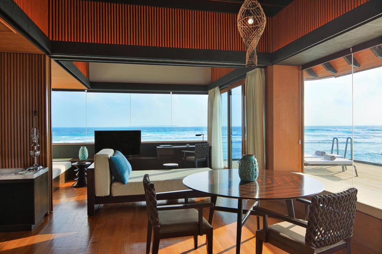 Heavenly Overwater Pool Villa, 1 King Bed